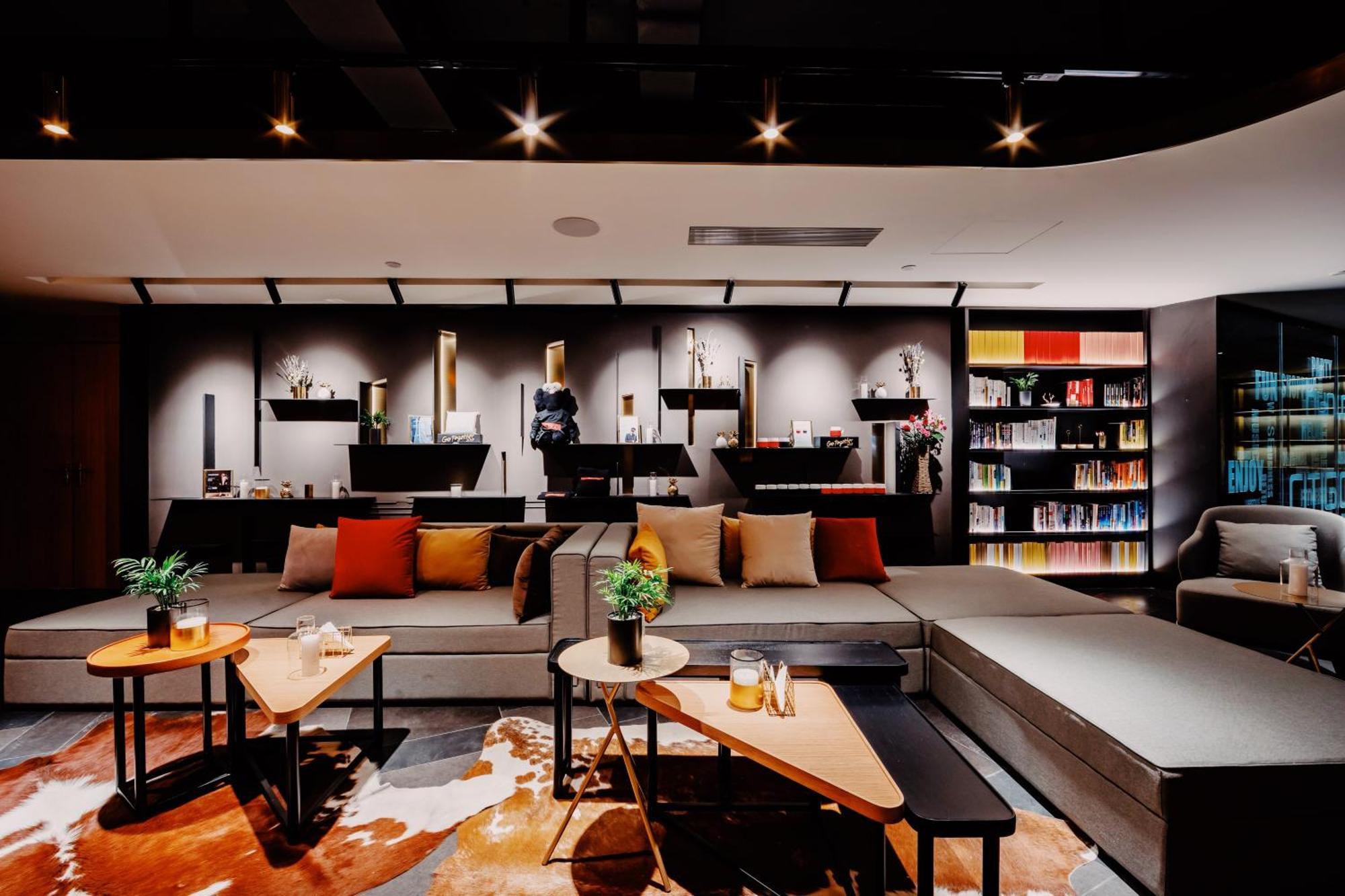 Citigo Hotel Green Lake Куньмин Экстерьер фото