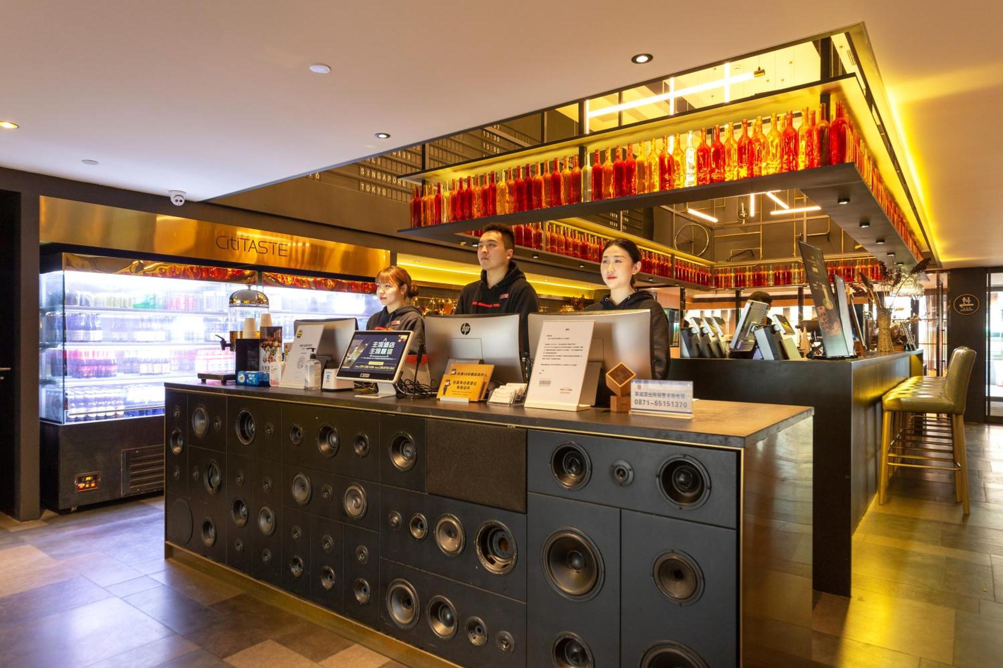 Citigo Hotel Green Lake Куньмин Экстерьер фото
